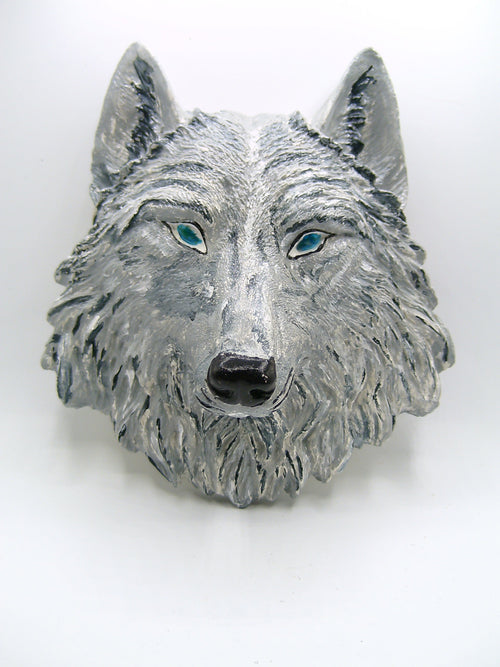 Wolfskopf Gips frontal türkise Augen Silber