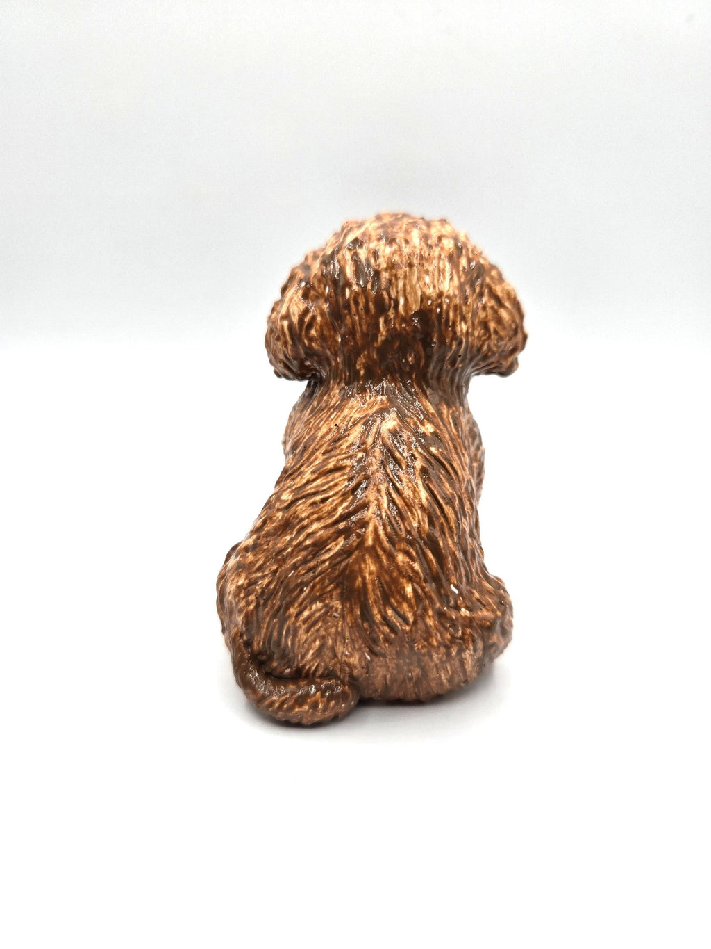 Pudel Figur aus Gips von hinten
