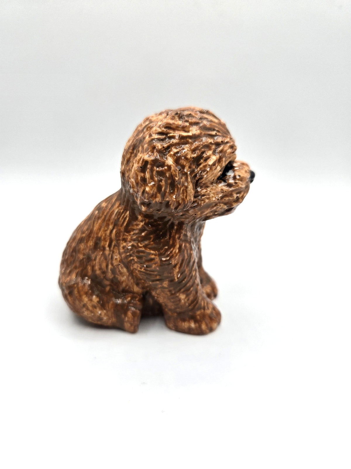 Pudel Figur aus Gips seitlich
