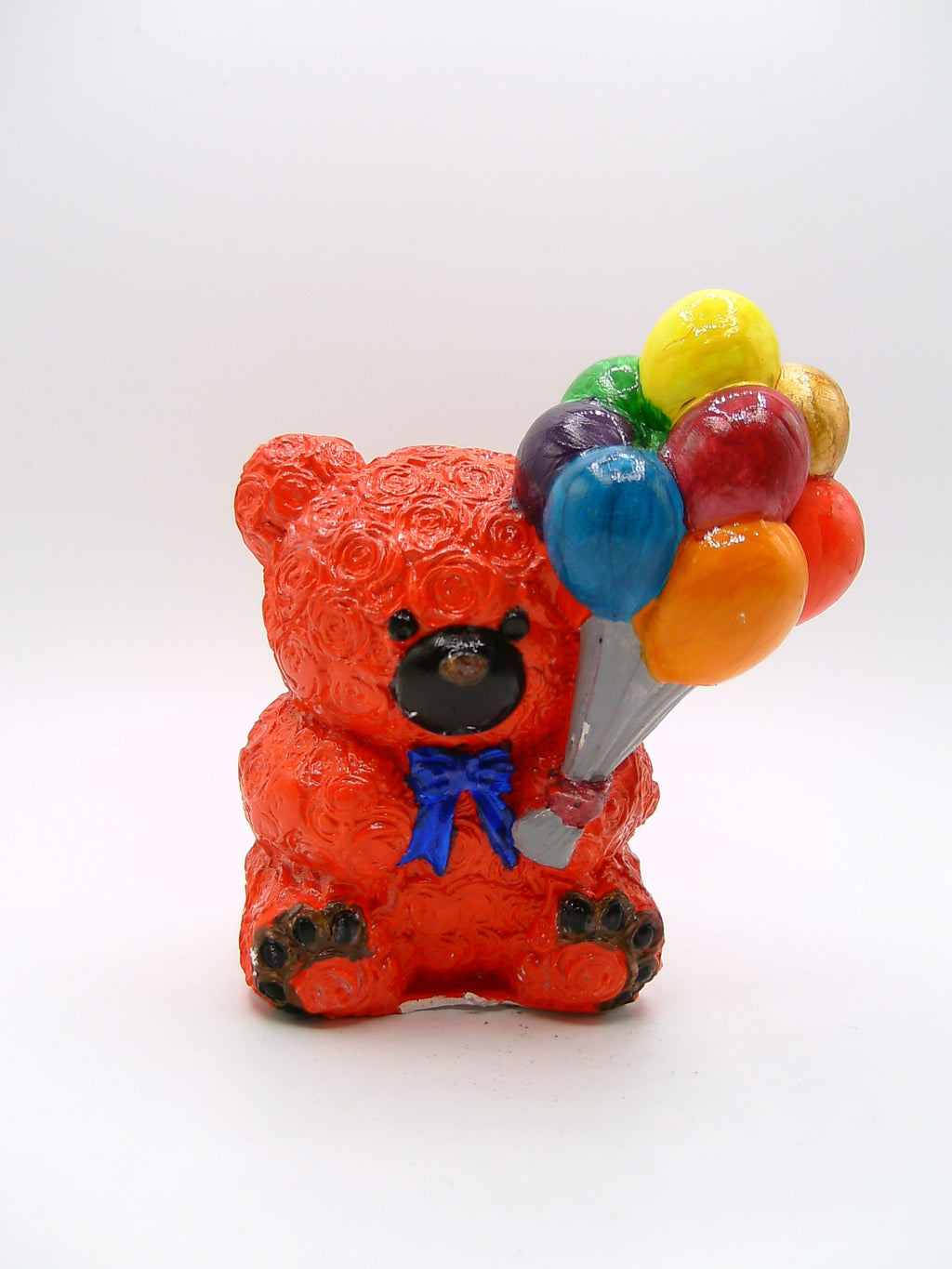 Rosenbär mit Luftballons von vorne