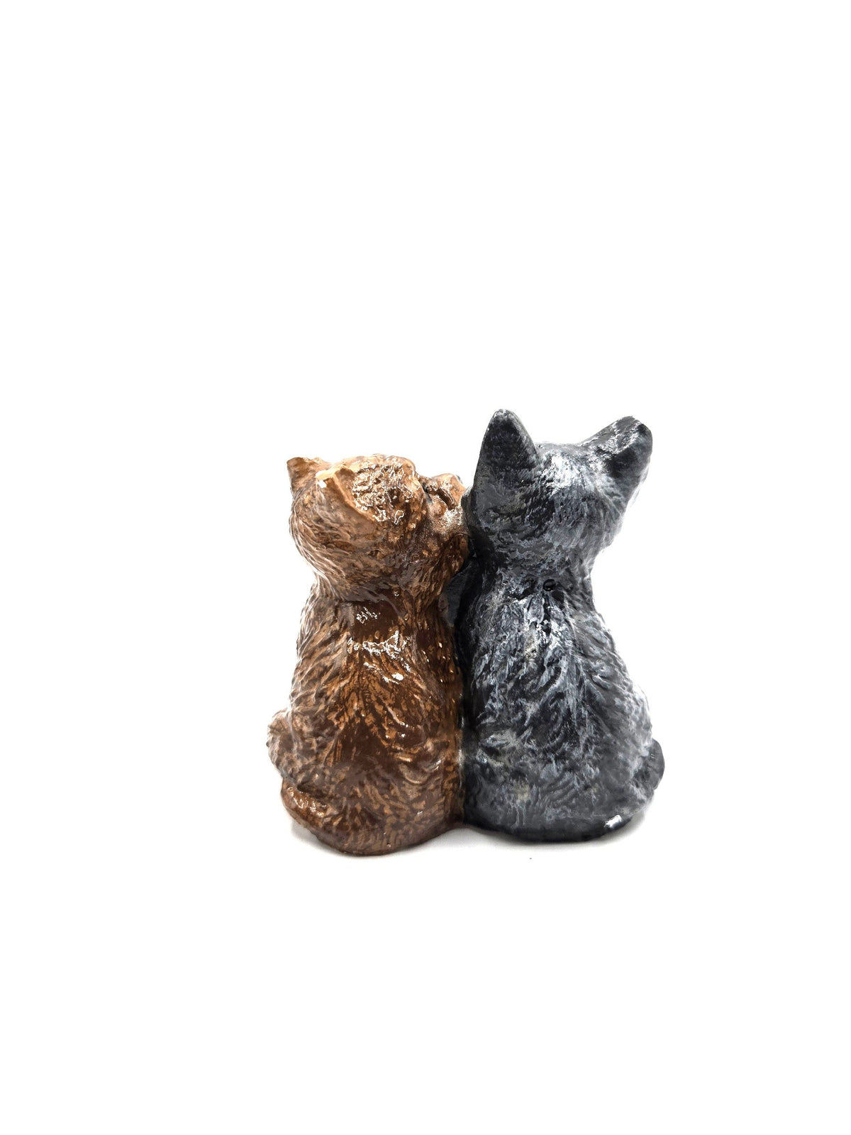 Katze und Hund Figur von hinten
