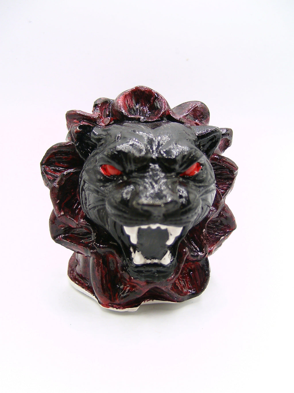 Schwarzer Panther Kopf von vorne