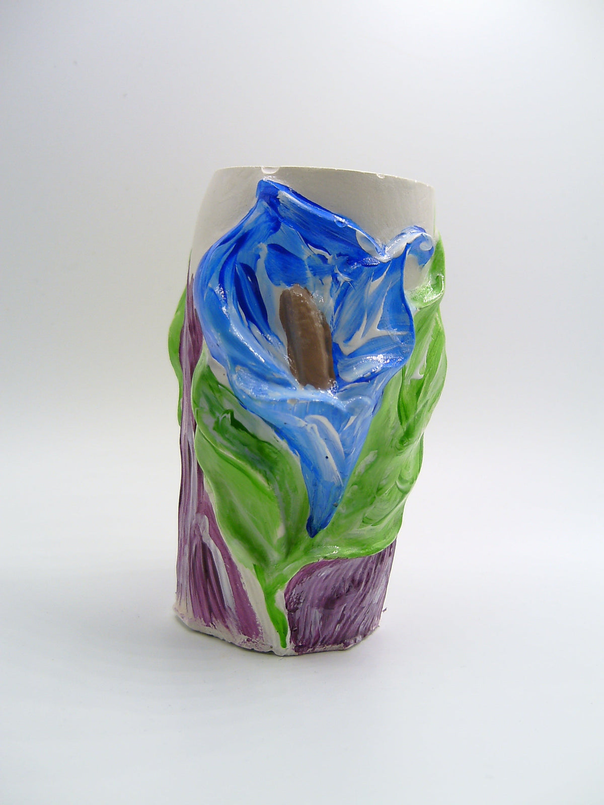 Calla Vase aus Gips – gelbe Calla von vorne